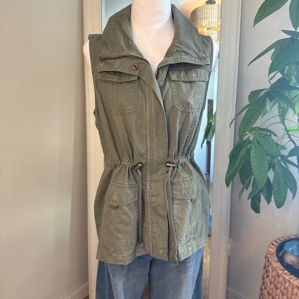 Ashley By 26 International Sage Utility Vest - Picture 4 of 10